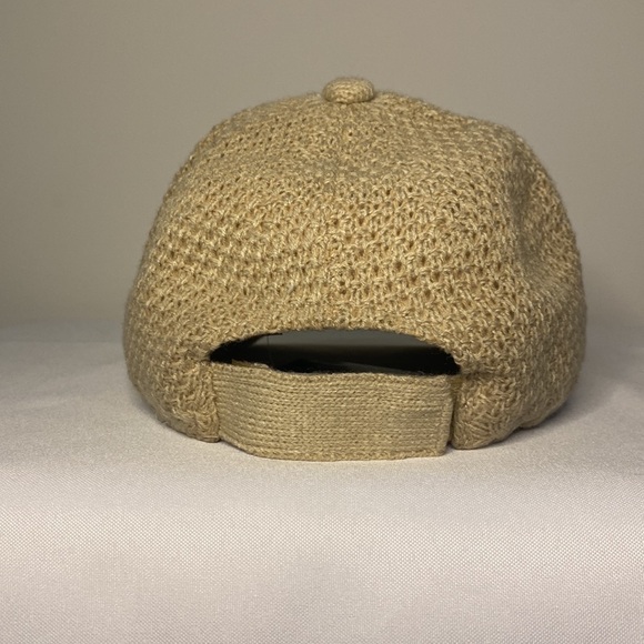 SWEATER HAT ✨✨✨ - Picture 2 of 6